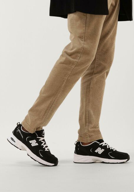 Zwarte NEW BALANCE Lage sneakers MR530 M 1 Zwarte NEW BALANCE Lage sneakers MR530 M 1 - large