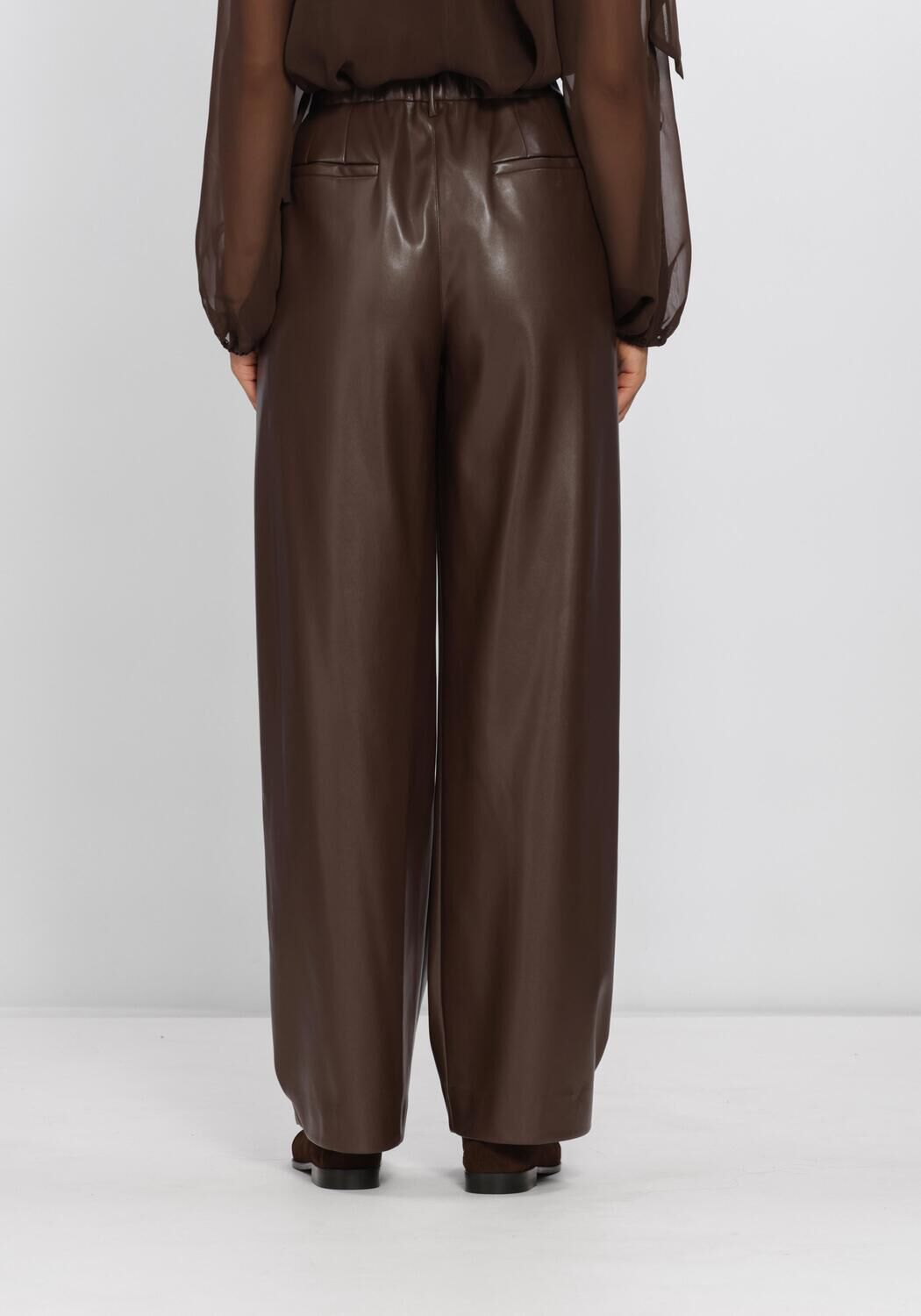 Bruine DANTE6 Wijde broek MINORA FAUX LEATHER BARREL PANTS - large