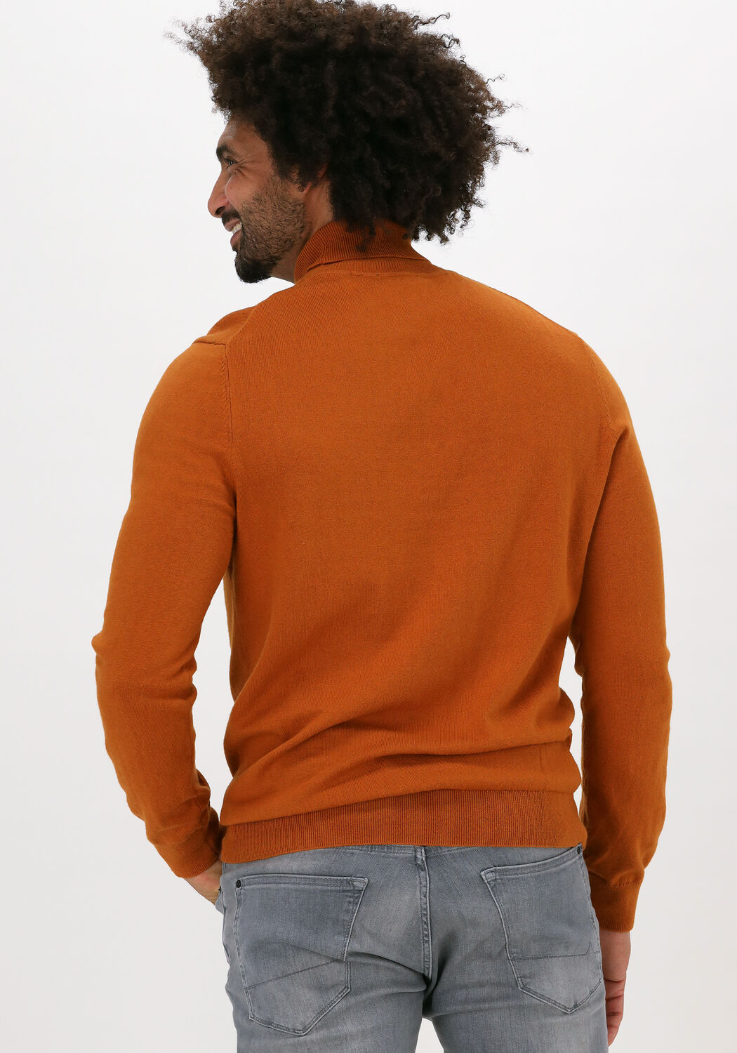 oranje lyle scott coltrui roll neck jumper