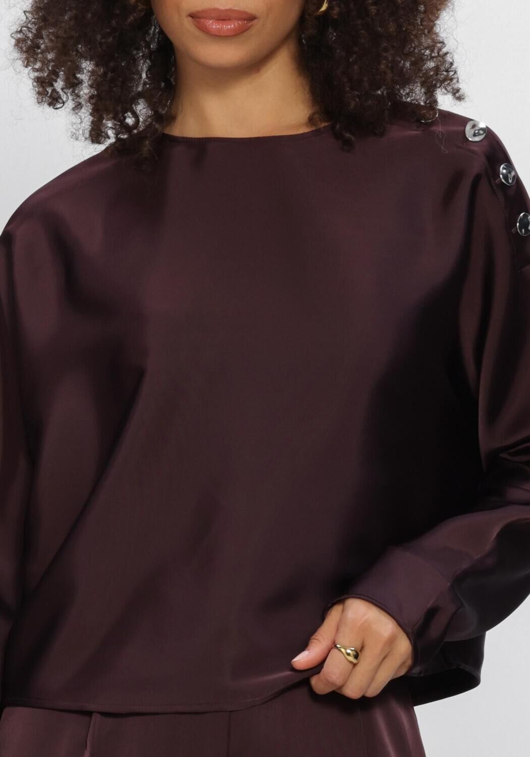 Bordeaux DANTE6 Top LEIVA BOLD SATIN BUTTON DETAIL TOP - large