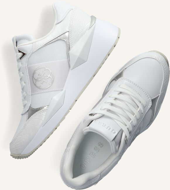 Witte GUESS Lage sneakers TESHA Witte GUESS Lage sneakers TESHA - large