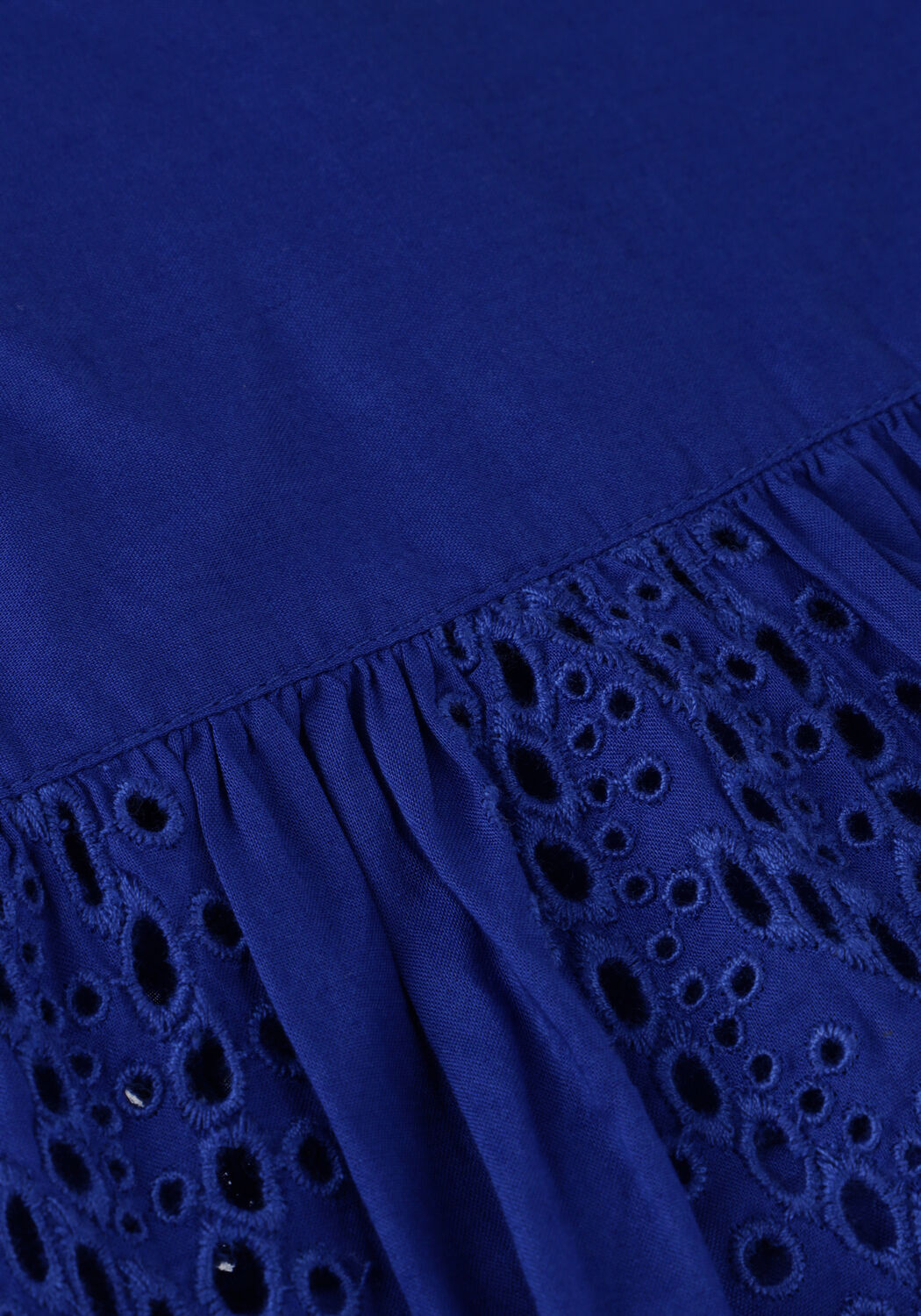 Blauwe SCOTCH & SODA Blouses SHIRT WITH BROIDERIE ANGLAISE - large