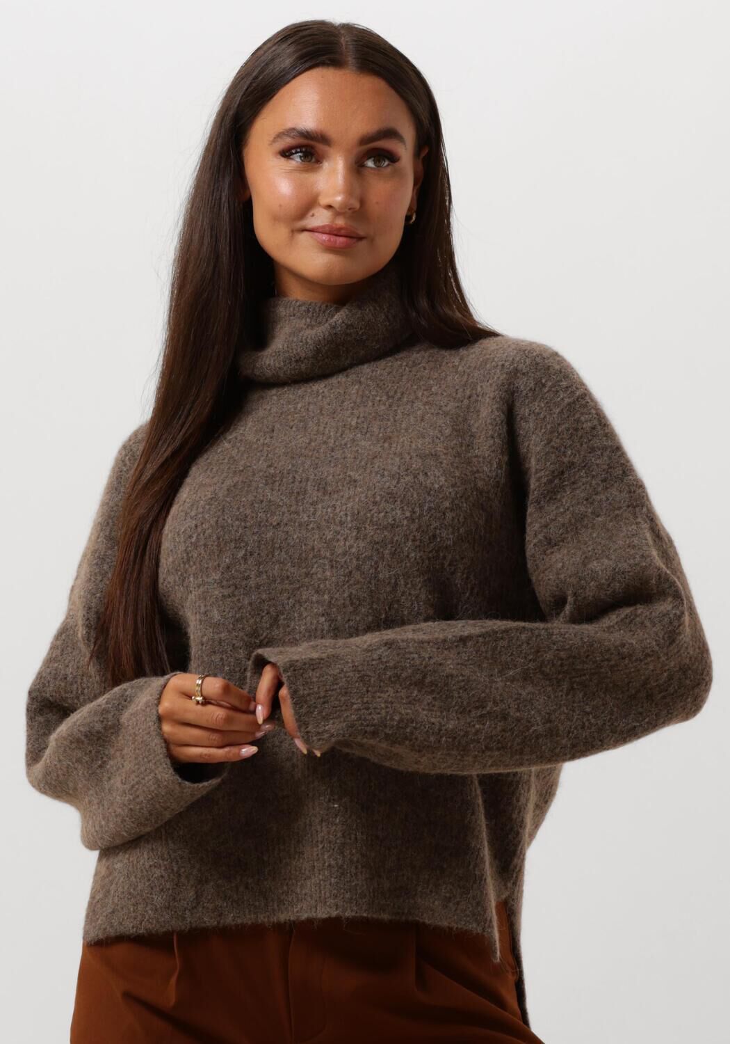 Gestuz Alphagz Rollneck Sweater Dark Sand Melange Brown Dames