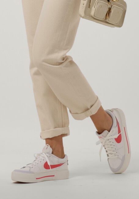 Witte NIKE Lage sneakers COURT LEGACY LIFT - large