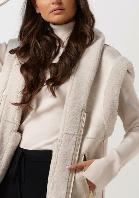 Beige GOOSECRAFT Bodywarmer MILA TEDDY COAT - large