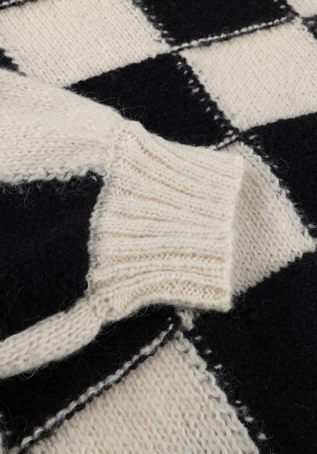 Zwarte Y.A.S. Trui YASCHESS LS KNIT PULLOVER S. - large