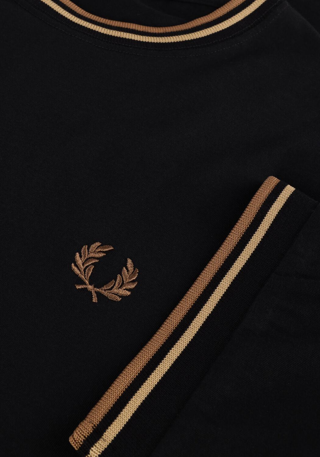 Zwarte FRED PERRY T-shirt TWIN TIPPED T-SHIRT - large