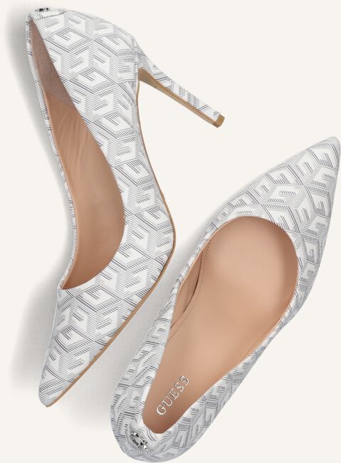 Witte GUESS Pumps PIERA Witte GUESS Pumps PIERA - large