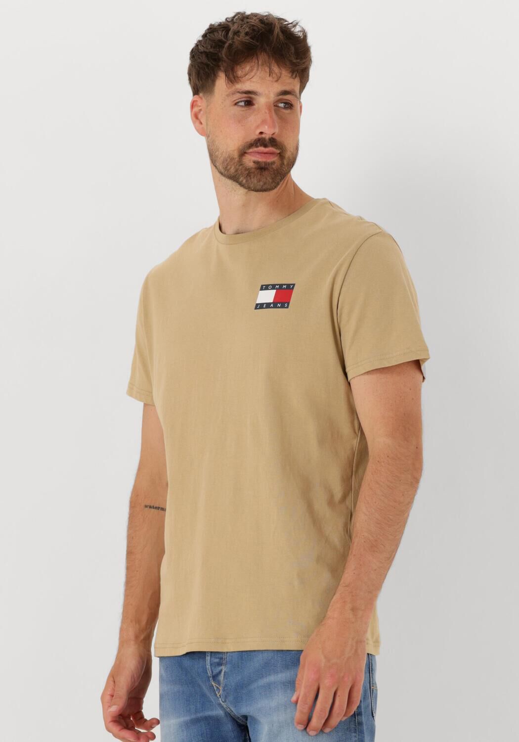 TOMMY JEANS Heren Polo's & T-shirts Tjm Slim Essential Flag Tee Ext Beige