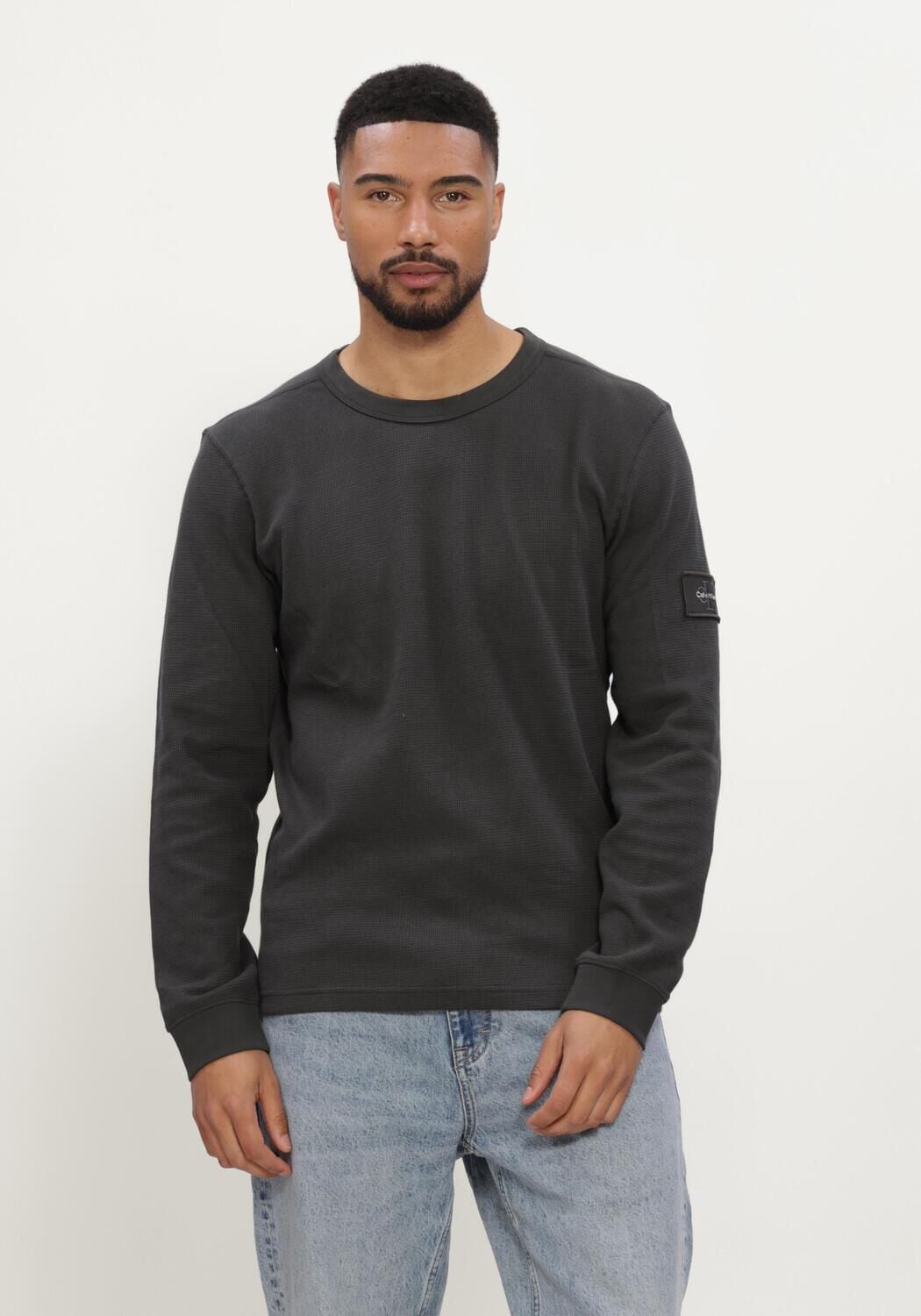 CALVIN KLEIN Heren Polo's & T-shirts Ls Waffle Badge Crewnk Tee Antraciet