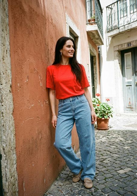 Rode Y.A.S. T-shirt YASLEX SS TOP W. EMB SLEEVES - large