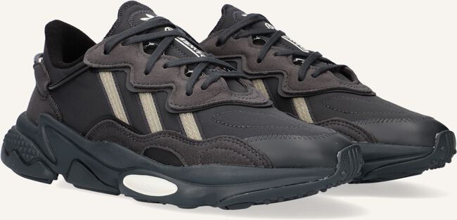 Zwarte ADIDAS Lage sneakers OZWEEGO J Zwarte ADIDAS Lage sneakers OZWEEGO J - large