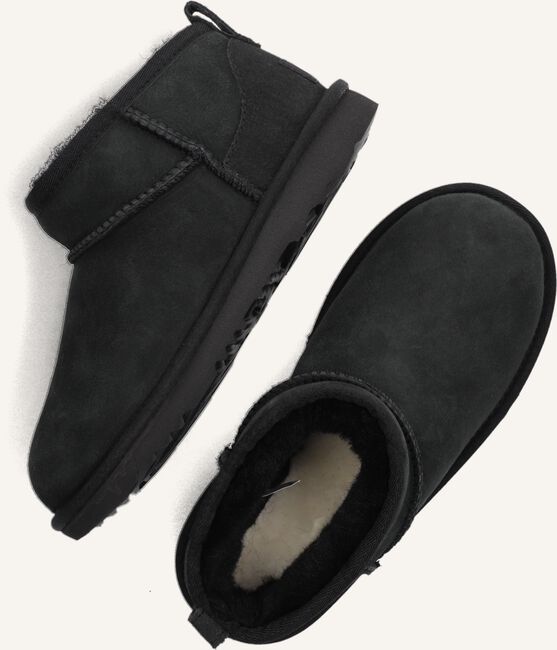 Zwarte UGG Vachtlaarzen CLASSIC ULTRA MINI KIDS Zwarte UGG Vachtlaarzen CLASSIC ULTRA MINI KIDS - large