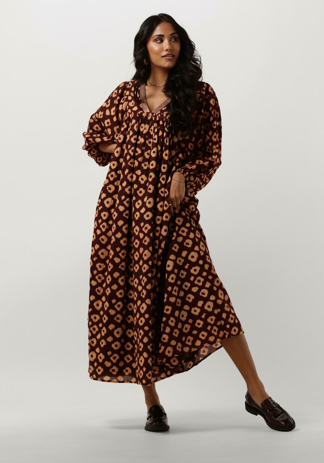 Rode SUMMUM Maxi jurk DRESS FLOWER MIX Omoda
