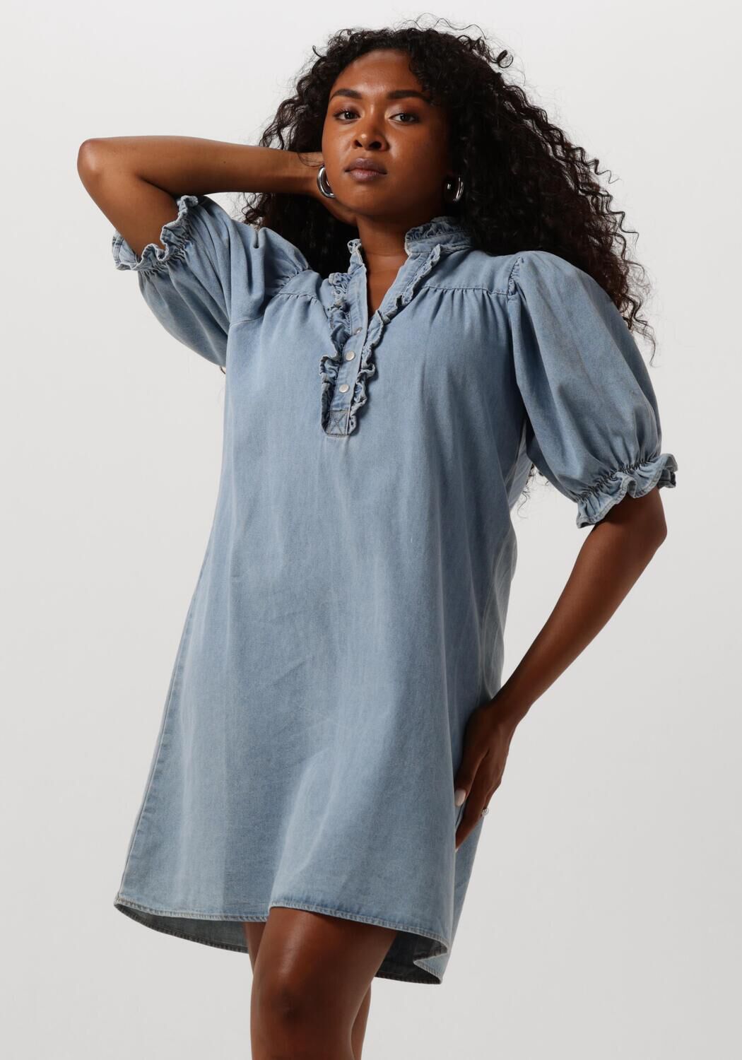 NEO NOIR Denim Jurk met Pofmouwen en Ruches Blue Dames