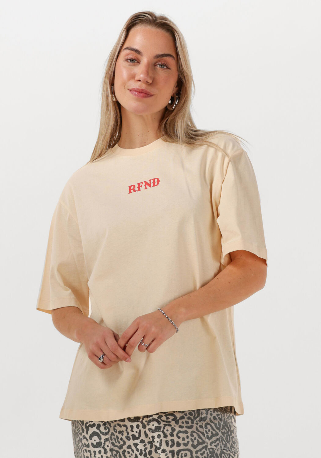 REFINED DEPARTMENT Dames Tops & T-shirts Maggy Beige