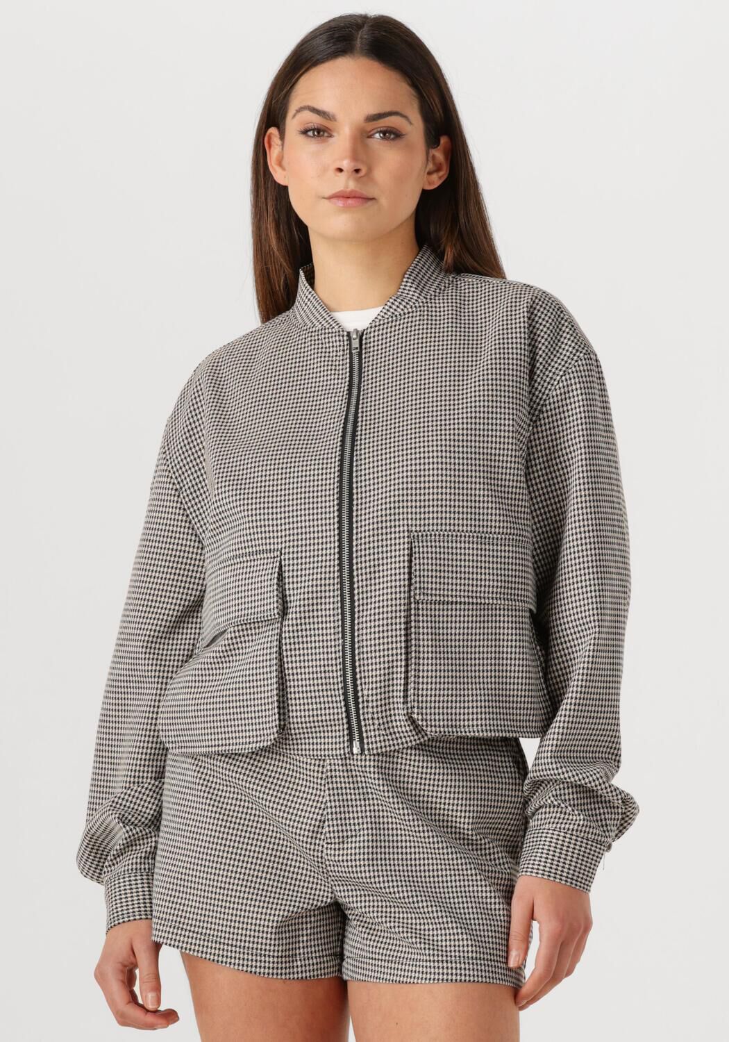 Beige ALIX THE LABEL Jack LADIES WOVEN CROPPED BOUCLE JACKET | Omoda