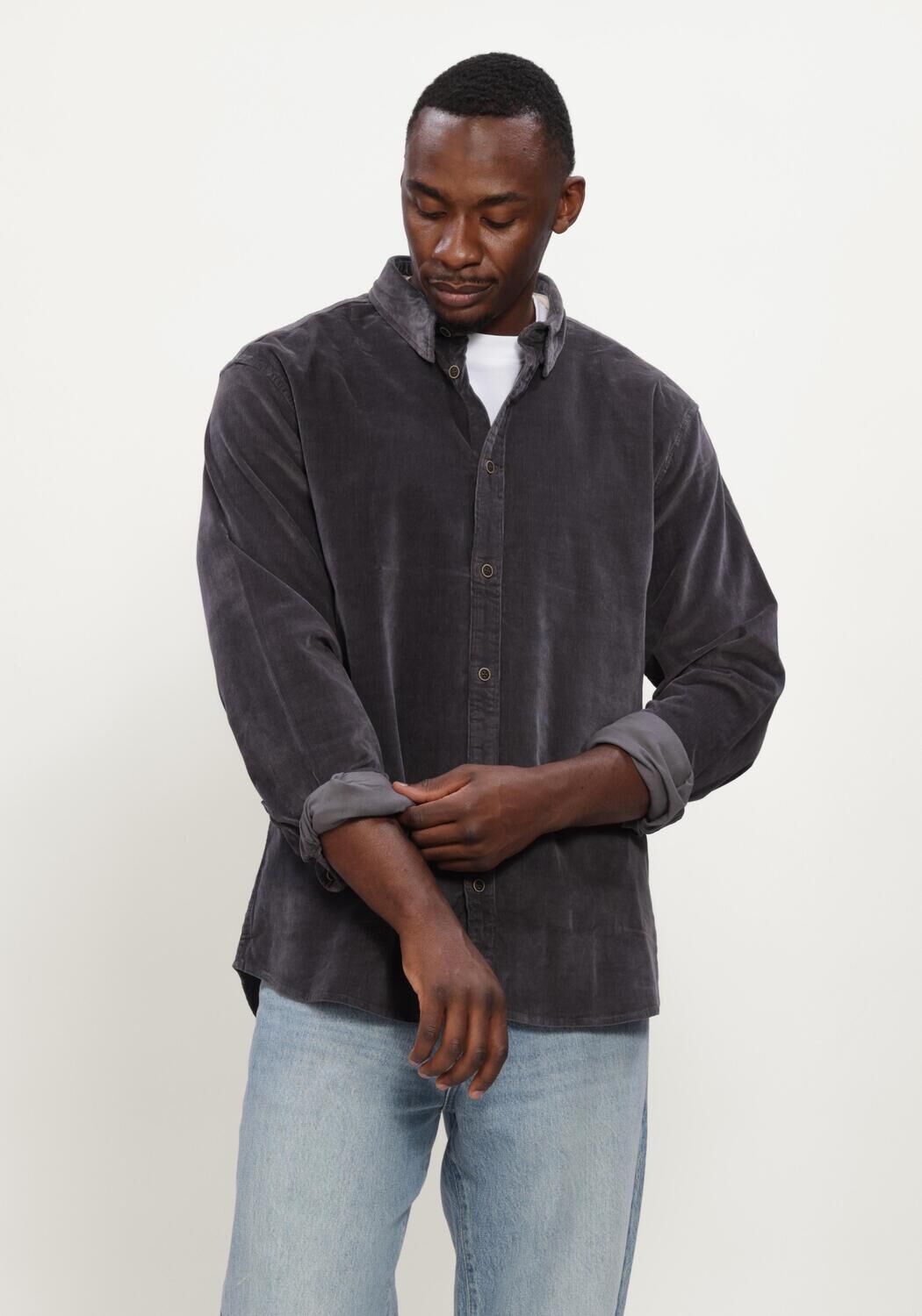 Antraciet ANERKJENDT Overshirt AKLEIF SOLID CORD SHIRT - large