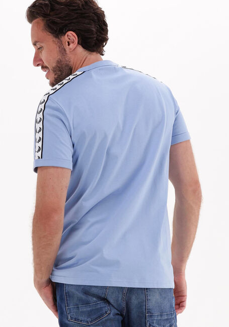 Lichtblauwe FRED PERRY T-shirt TAPED RINGER T-SHIRT - large