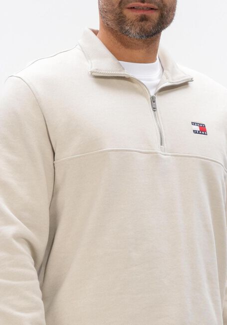 Ecru TOMMY JEANS Trui TJM REG BADGE QZ EXT - large