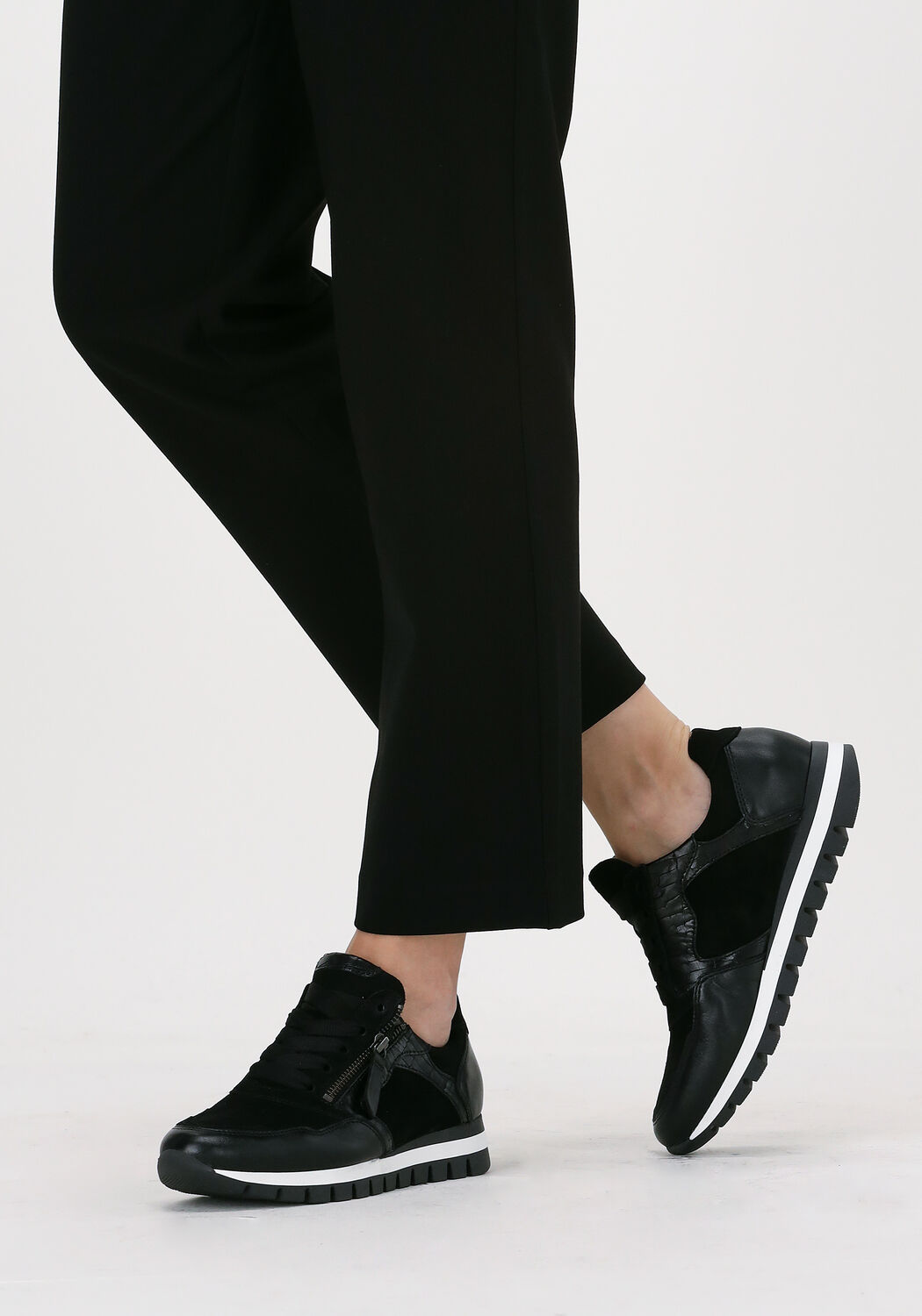 Zwarte GABOR Lage sneakers 438 - large