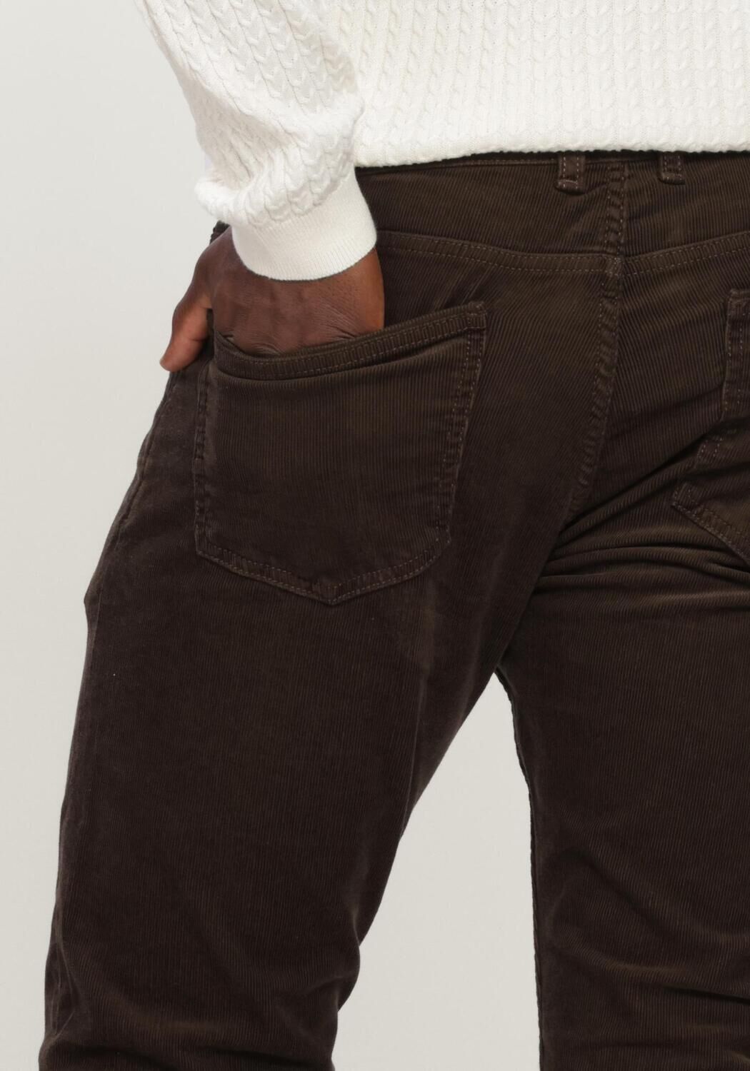 Bruine MATINIQUE Slim fit jeans MAPETE - large