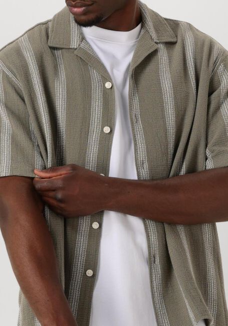 Groene SELECTED HOMME Casual overhemd SLHRELAX-SAL SHIRT SS RESORT - large