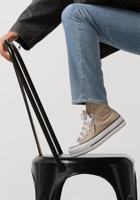 Beige CONVERSE Hoge sneakers CHUCK TAYLOR LIFT HI DAMES Beige CONVERSE Hoge sneakers CHUCK TAYLOR LIFT HI DAMES - large