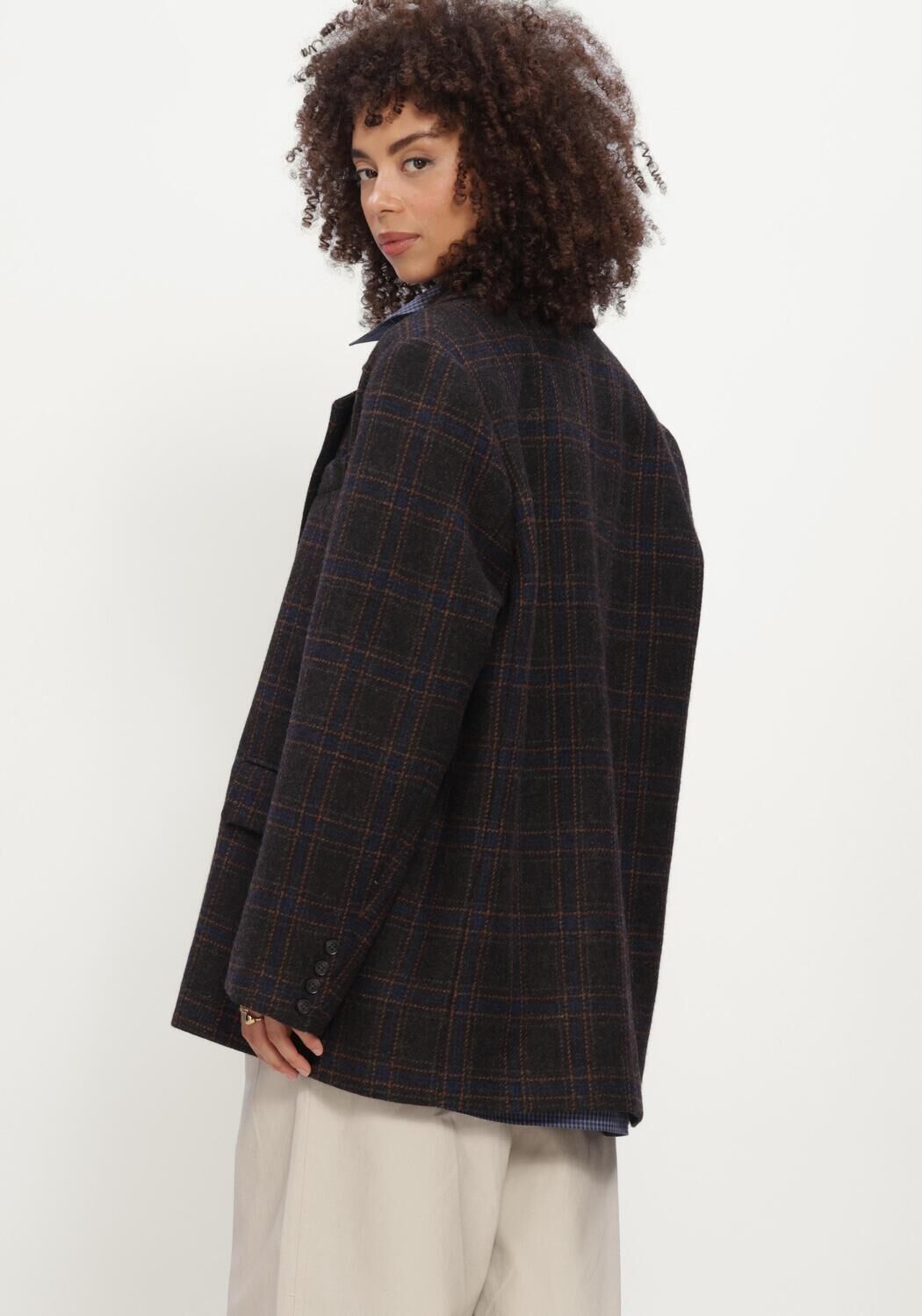 Antraciet BOII STUDIOS Blazer SOLVEJ WOOL BLAZER - large