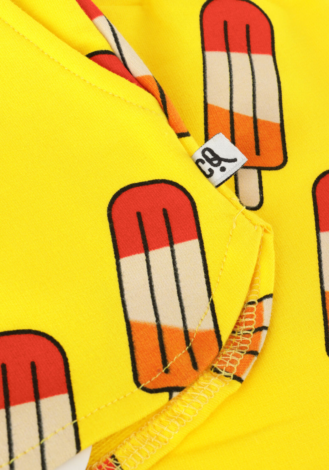 Gele CARLIJNQ Broeken POPSICLE - SPORTY GIRLS SHORTS - large