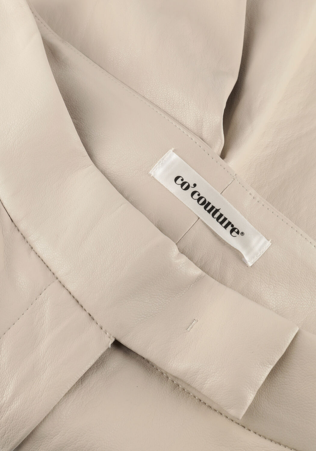 Beige CO'COUTURE Shorts GITTCC PLEAT SHORT - large