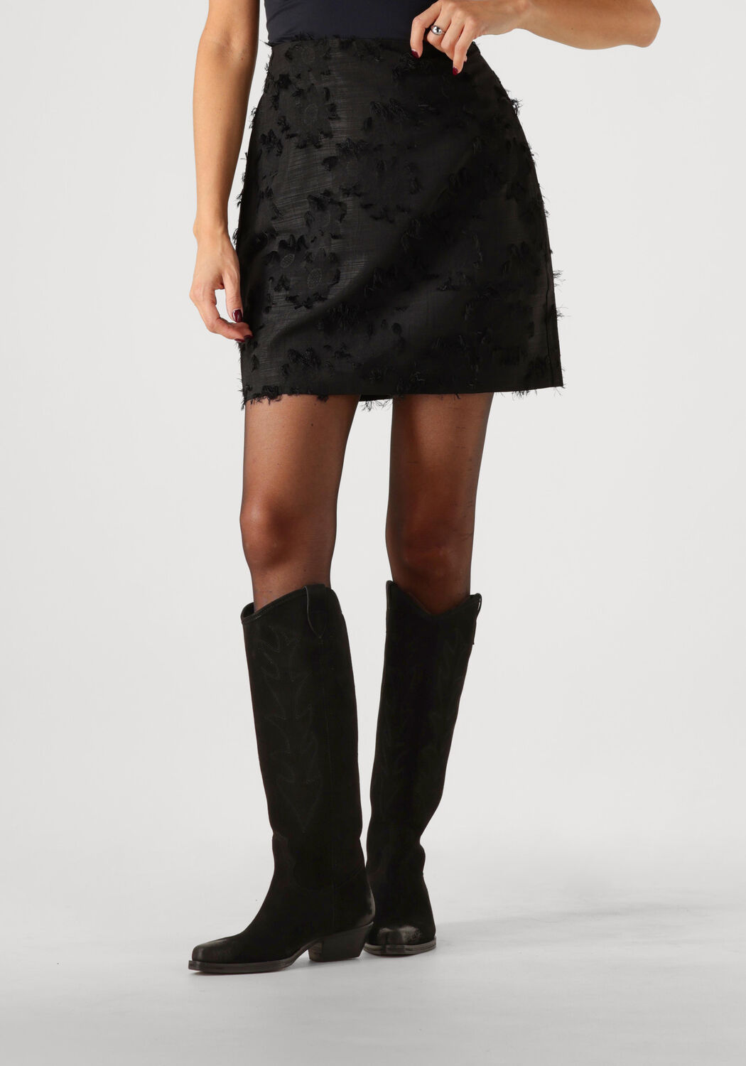 Moss copenhagen Zwarte Korte Rok met Fluffy Details Augustina Black Dames