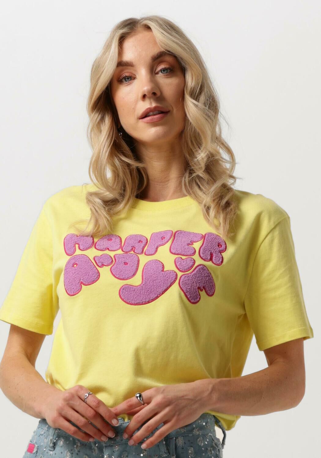 Harper & Yve Logo Print Korte Mouw T-shirt Yellow Dames