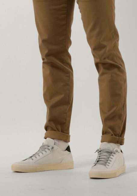 Witte P448 Lage sneakers SOHO MEN Witte P448 Lage sneakers SOHO MEN - large