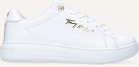Witte TOMMY HILFIGER Lage sneakers SIGNATURE - medium