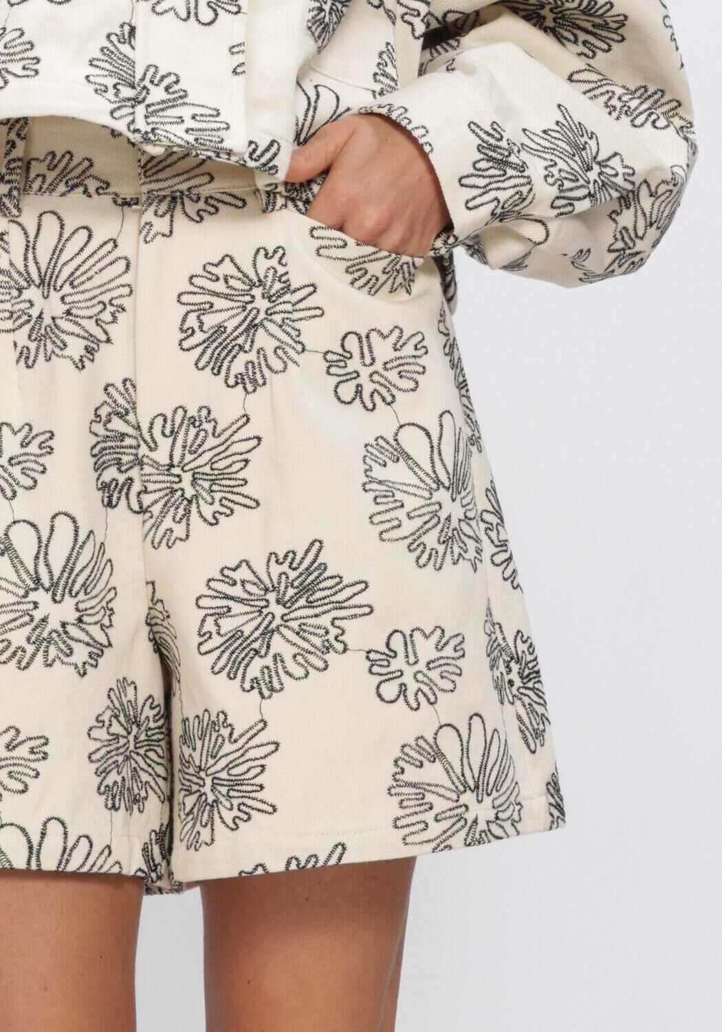 Witte AMAYA AMSTERDAM Jeans RILEY SHORT - large