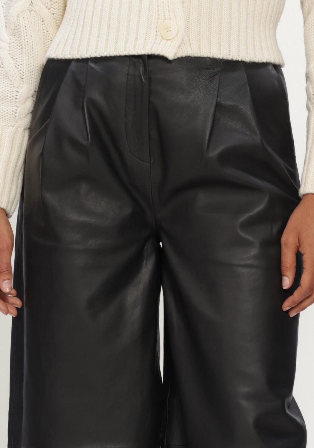 Zwarte COPENHAGEN MUSE Wijde broek CMROYAL-PANTS - large