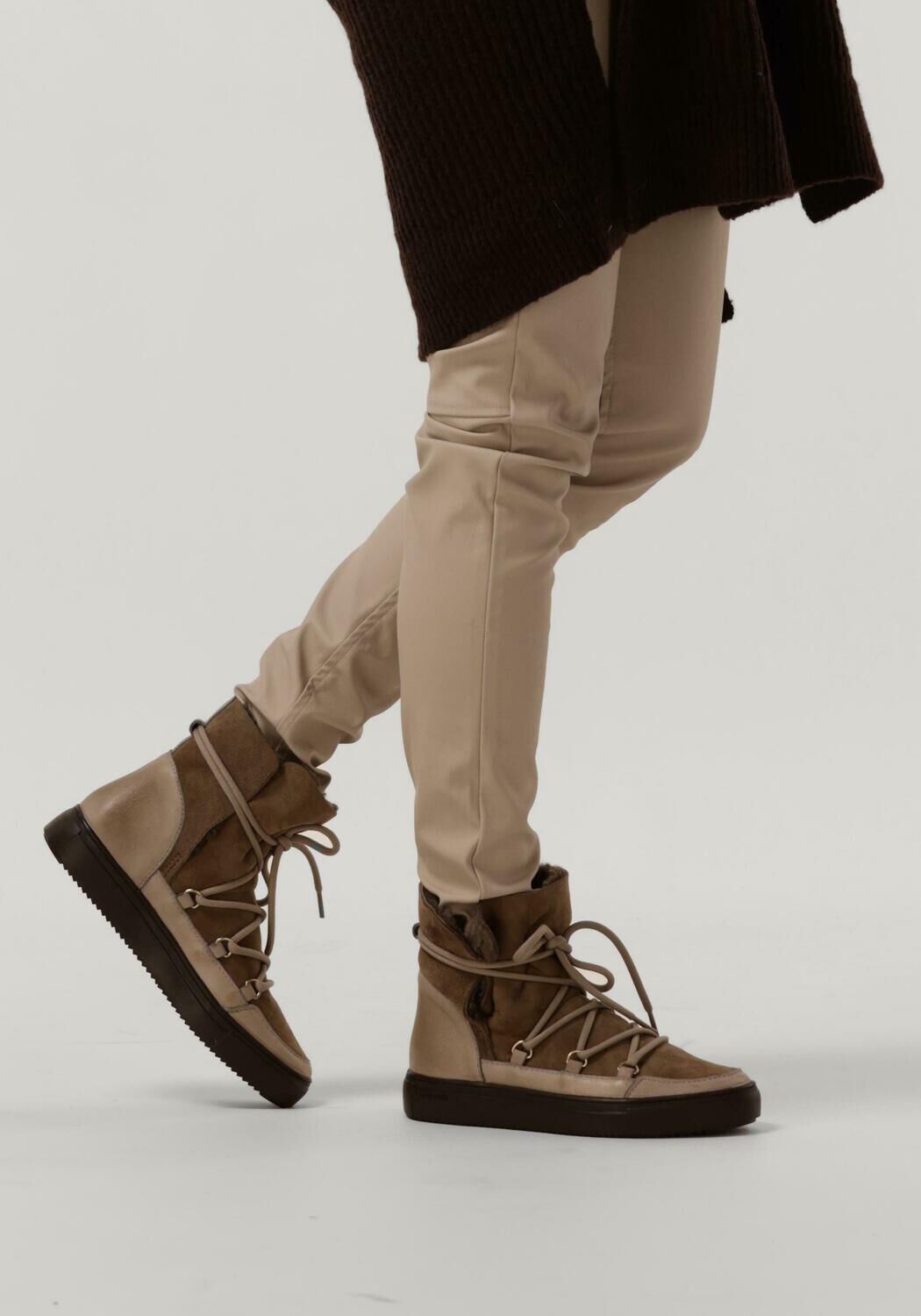 Bruine BLACKSTONE Vachtlaarzen UL87 | Omoda