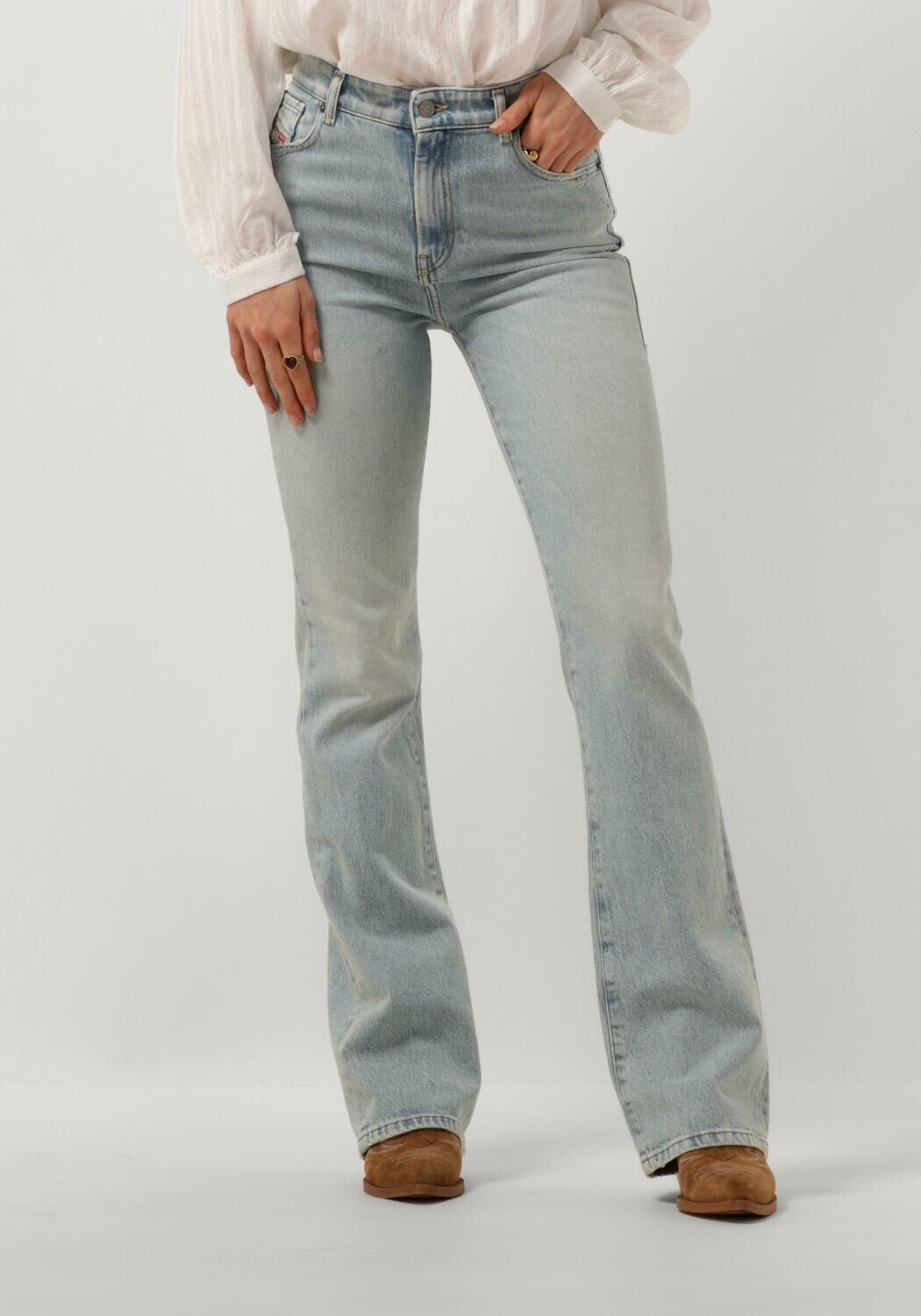 Diesel 2003 D-Escription L.32 bootcut jeans Blue Dames