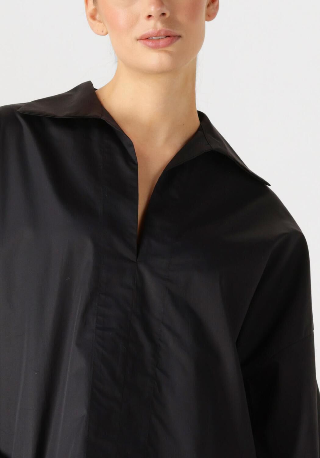 DEVOTION Dames Blouses Courage Zwart