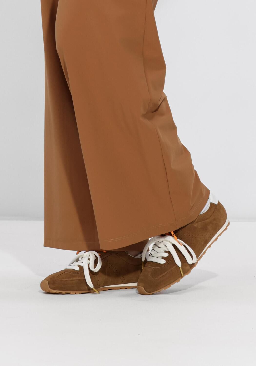 Bruine NUBIKK Lage sneakers BILLY LOU - large