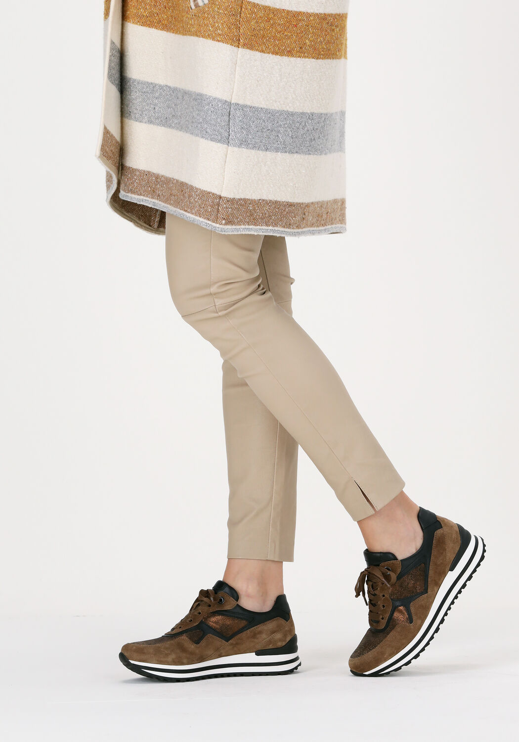 Bruine GABOR Lage sneakers 524.2 - large