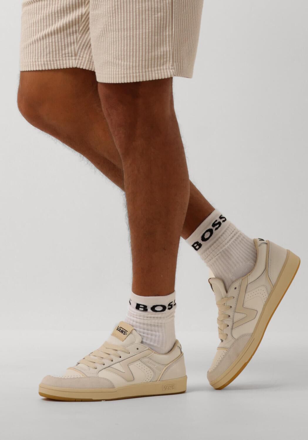 Beige VANS Lage sneakers UA LOWLAND CC MEN - large