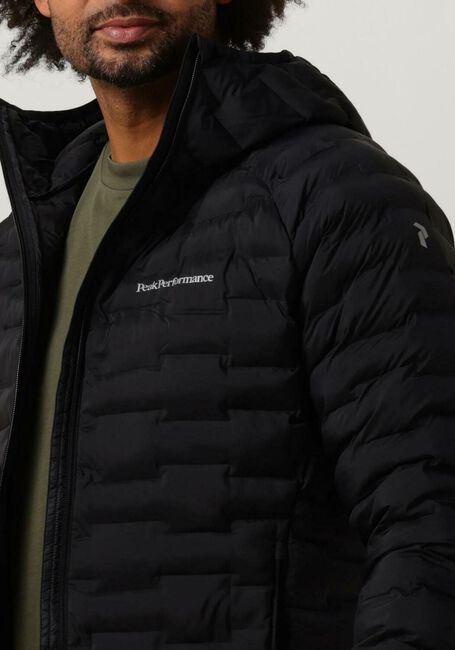 Zwarte PEAK PERFORMANCE Gewatteerde jas M ARGON LIGHT HOOD JACKET - large