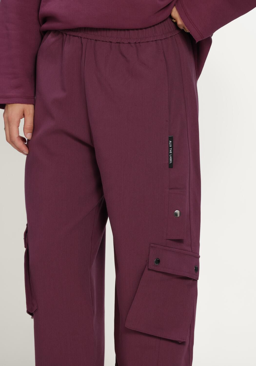 Bordeaux ALIX THE LABEL Cargobroeken LADIES WOVEN CARGO PANTS - large