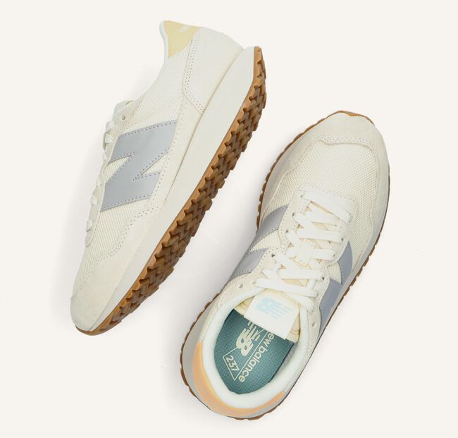 Beige NEW BALANCE Lage sneakers WS237 Beige NEW BALANCE Lage sneakers WS237 - large