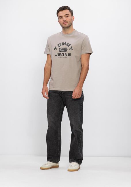 Zand TOMMY JEANS T-shirt TJM REG TJ GYM SS TEE EXT - large