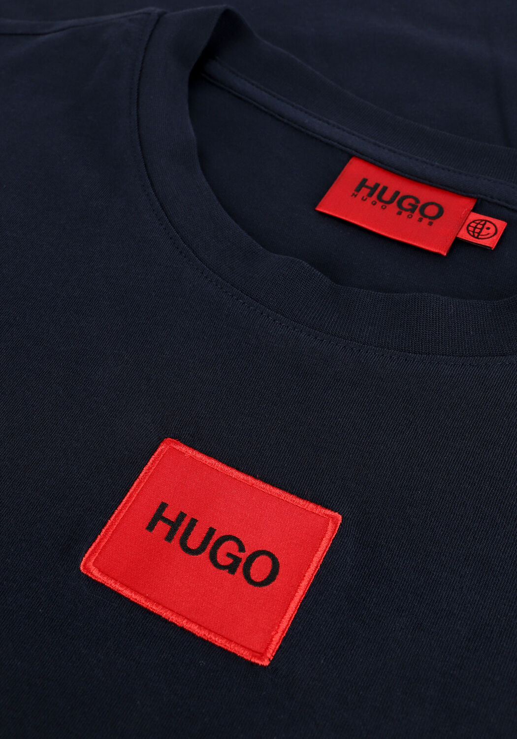 Donkerblauwe HUGO T-shirt DIRAGOLINA212 - large