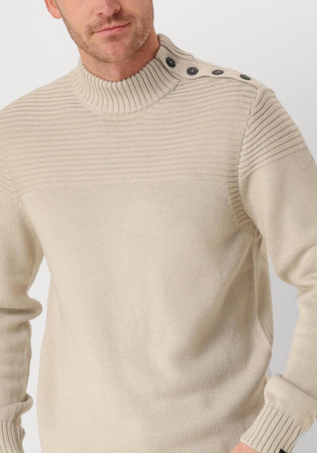 BUTCHER OF BLUE Heren Truien & Vesten Morris Mock Btn Beige