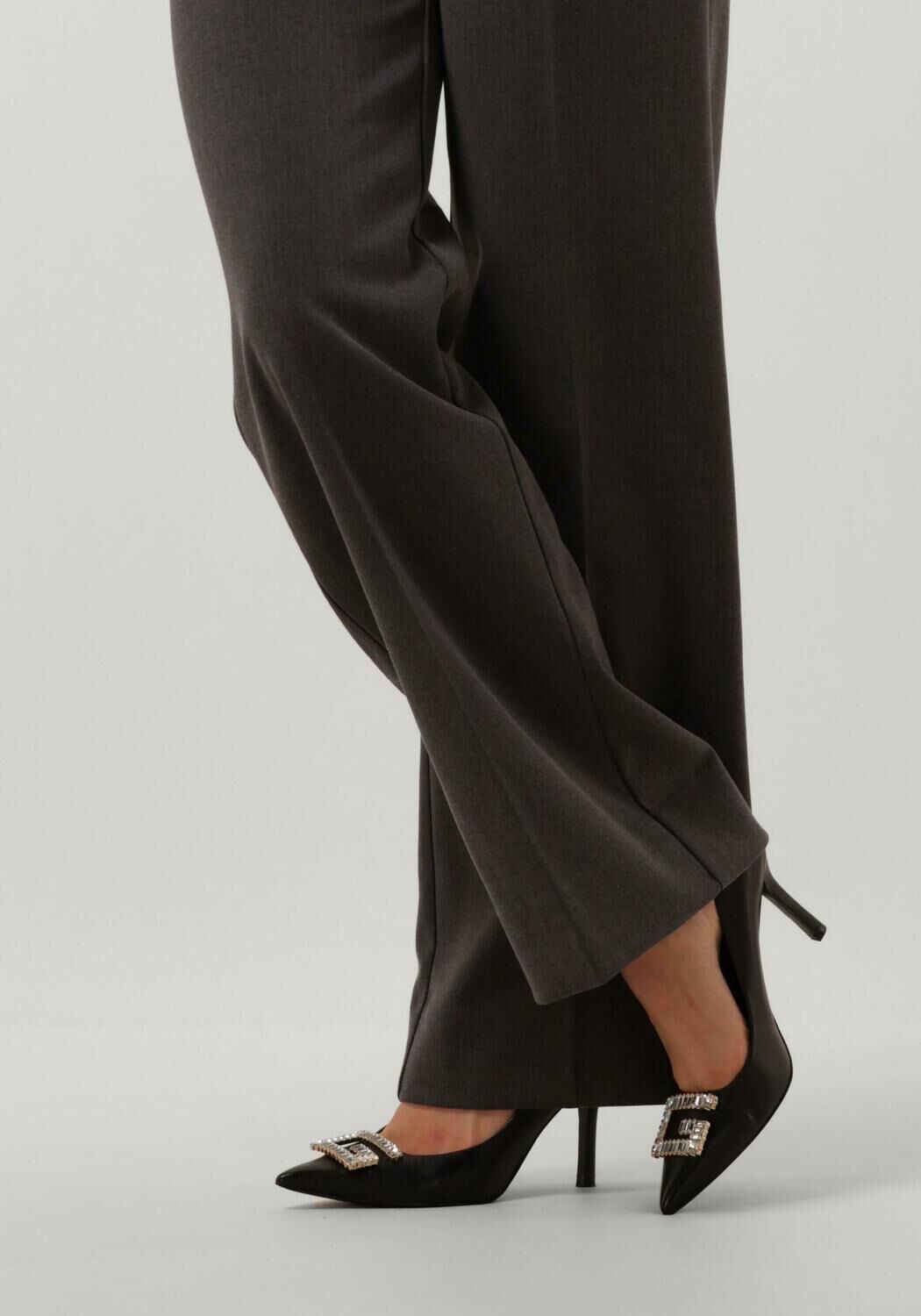 Zwarte GUESS Pumps SCANDEL - large